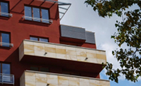 Zabudowa balkonu w Warszawie: przemiana przestrzeni na wyjątkowy ogród miejski